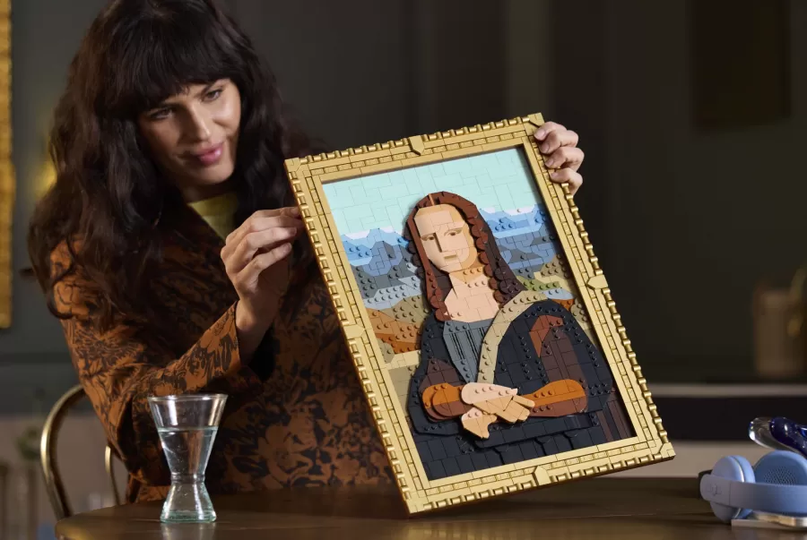 LEGO Mona Lisa