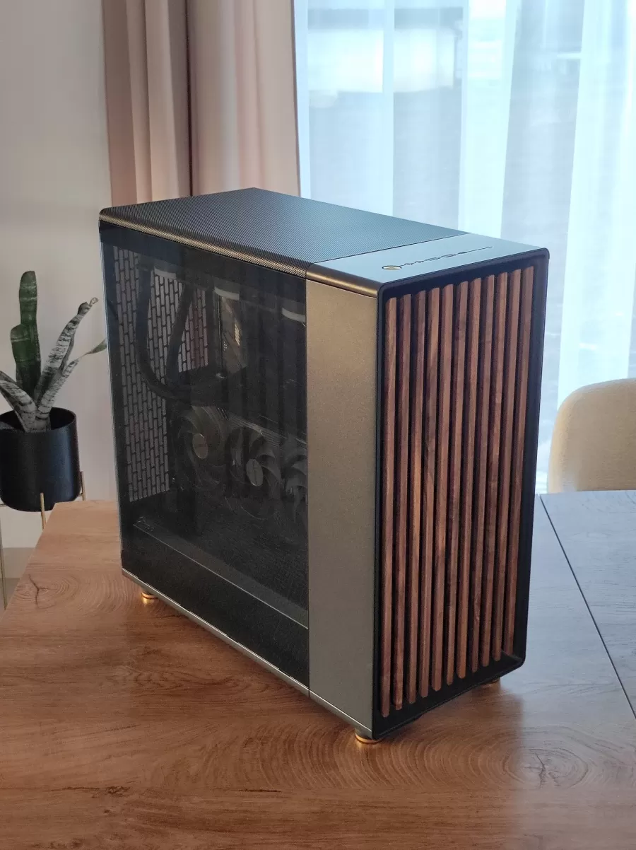 Fractal Design North XL Recenzia 17