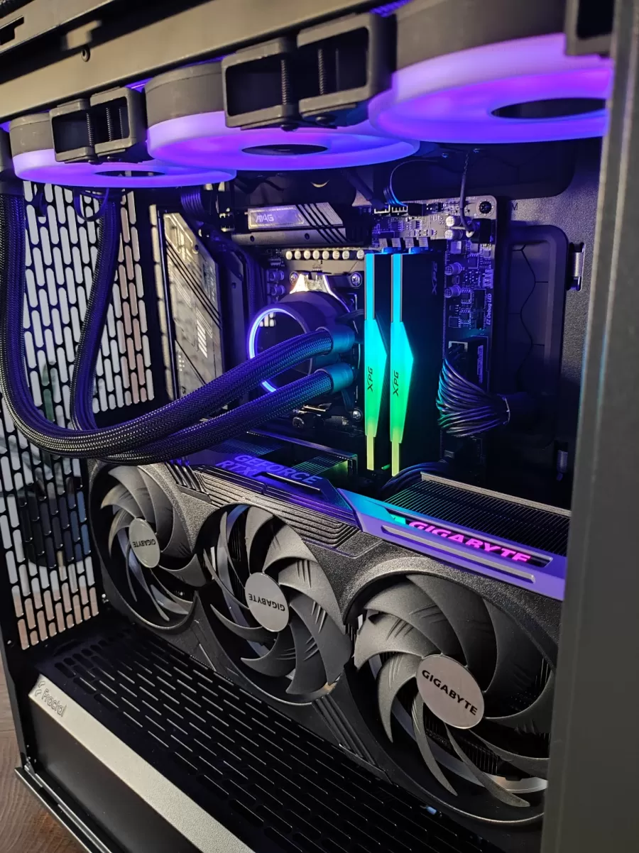 Fractal Design North XL Recenzia 19